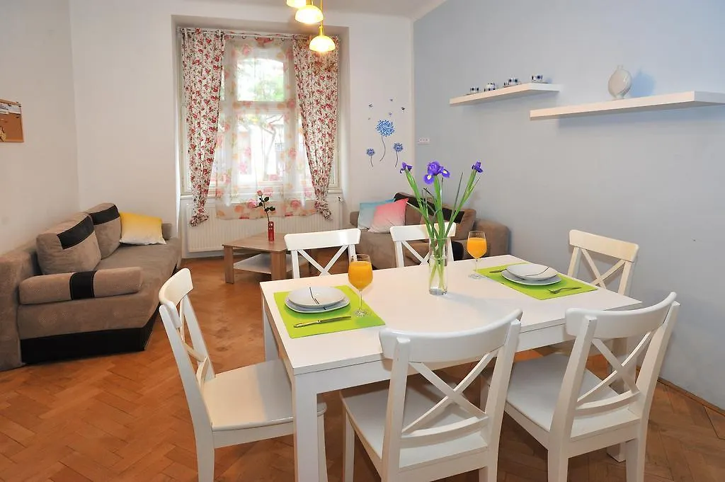 Apartament Condo In Vinohrady Praga Czechy