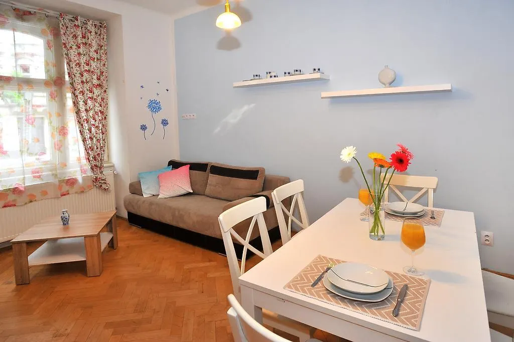 Condo In Vinohrady Praga
